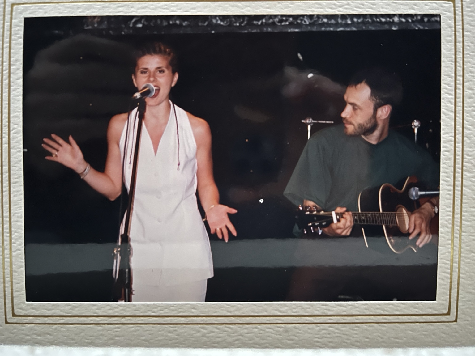 Paul Cruse performing with Romina Cavalaro